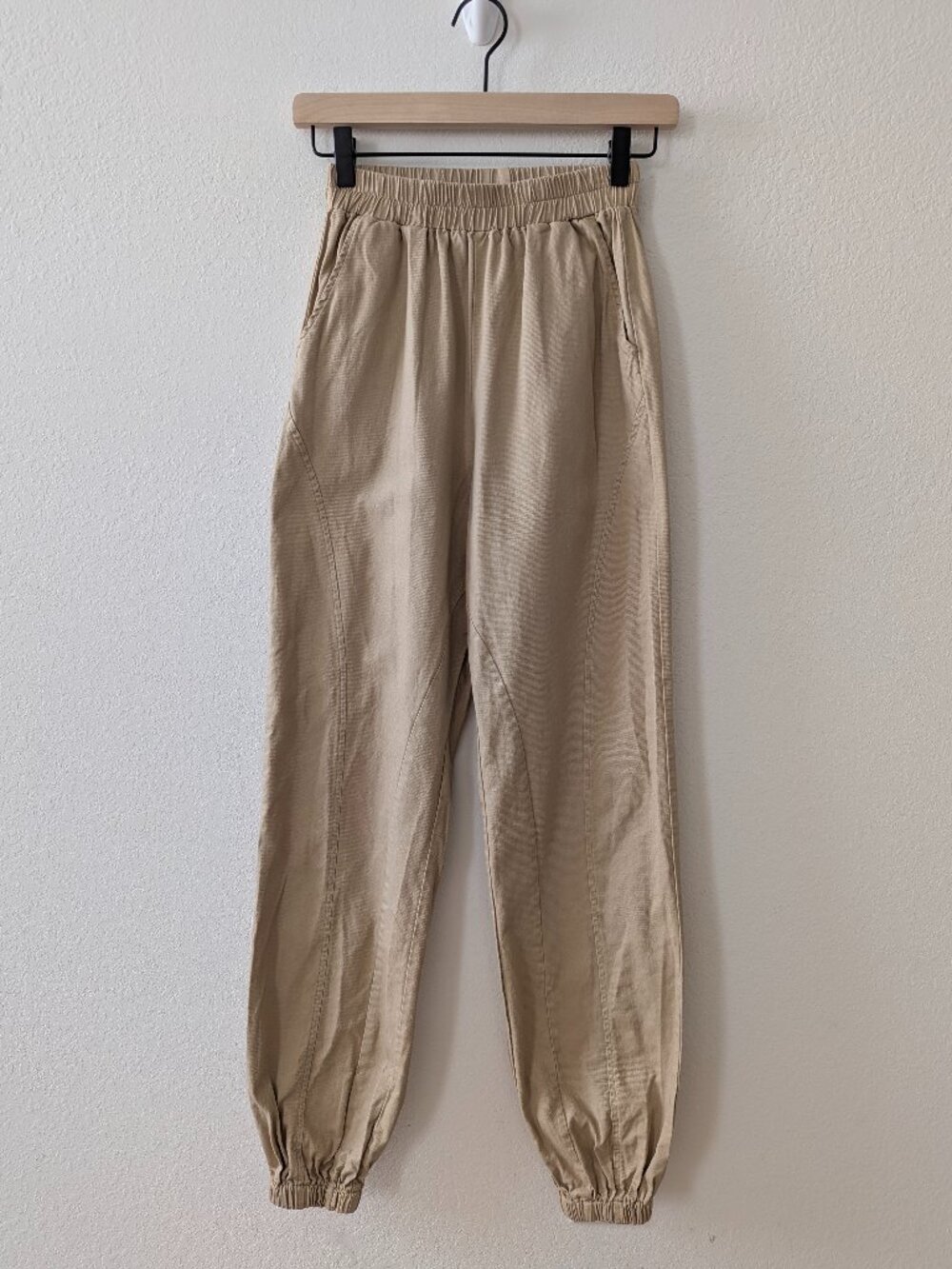 PrettyLittleThing Size 2 Cotton Jogger Pants Beige High Rise